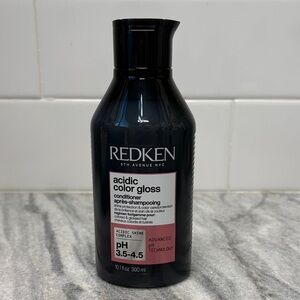Redken Acidic Color Gloss Conditioner - Black and Pink